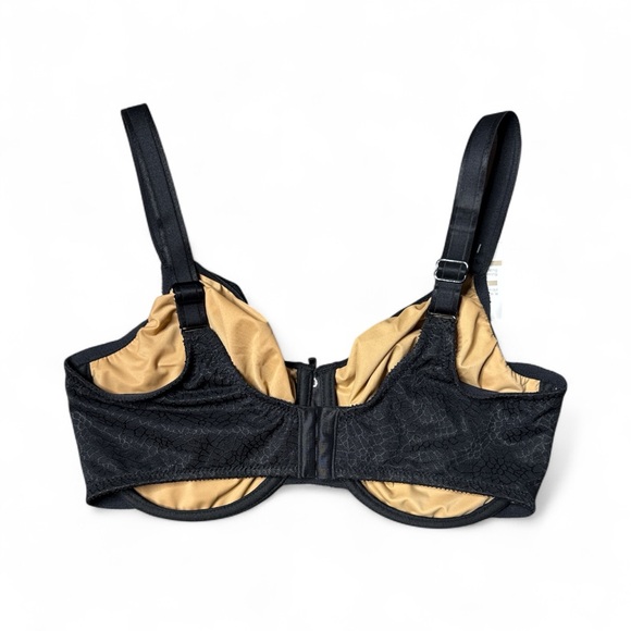 CHANTELLE C MAGNIFIQUE SEAMLESS LINED MINIMIZER BLACK BRA 38DDD **NWT** - Picture 4 of 13